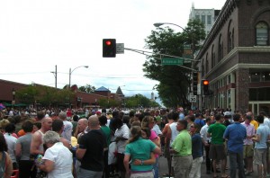 South on Grand from Arsenal