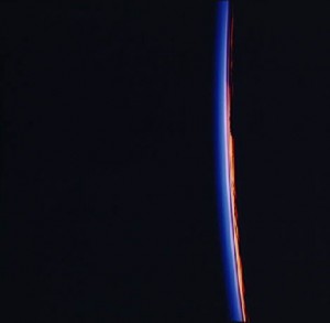 thin-earth-atmosphere-nasa-photo thin-earth-atmosphere-nasa-photo