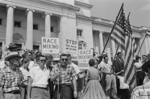 Early Racism 2 1280px-Little_Rock_integration_protest-2